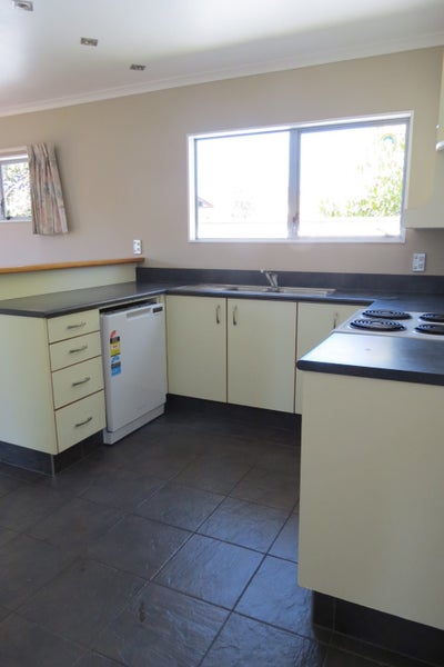 12A Lockhart Avenue, Milson, Palmerston North - Carousel 2