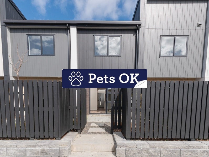 9/474 West Coast Road, Glen Eden, Auckland - Carousel 1