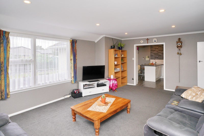 44A Greenhaven Drive, Burwood, Christchurch - Carousel 2