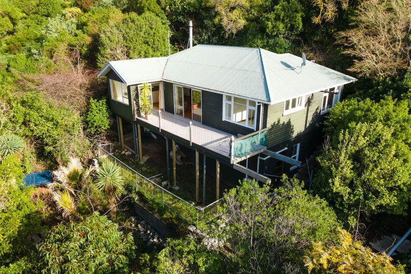 63 Mt Pleasant Road, Mount Pleasant, Christchurch - Carousel 1