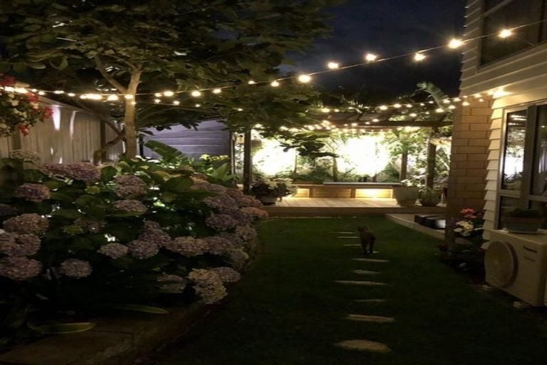 1B Rae Road, Campbells Bay, Auckland - Carousel 17