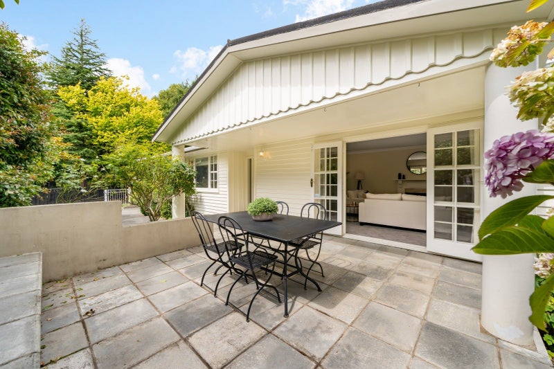 22 Freemans Way, Pinehaven, Upper Hutt - Carousel 2