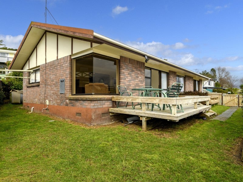 10 Westwood Street, Bellevue, Tauranga - Carousel 1