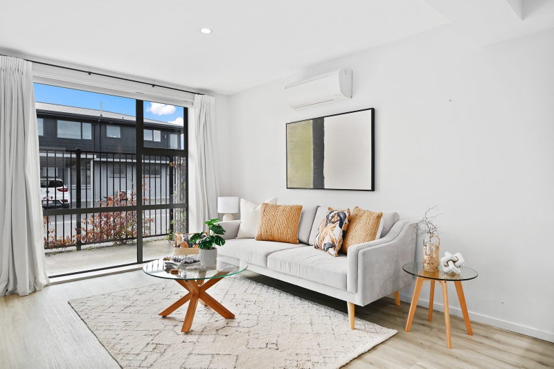 2/22 Springfield Road, St Albans, Christchurch - Carousel 2
