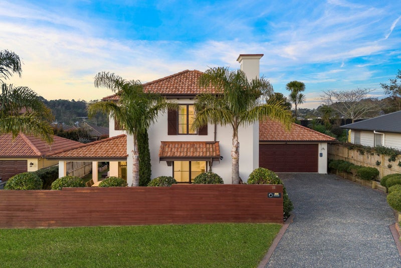 38 Huntington Park Drive, Greenhithe, Auckland - Carousel 1