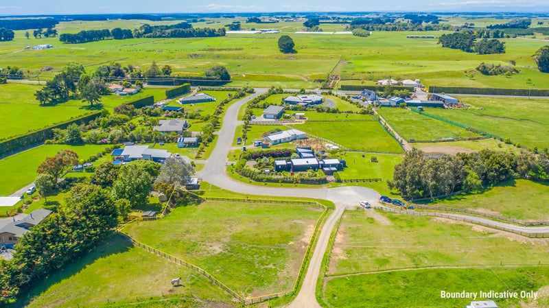 22 Grefor Lane, Waitārere, Levin - Carousel 1