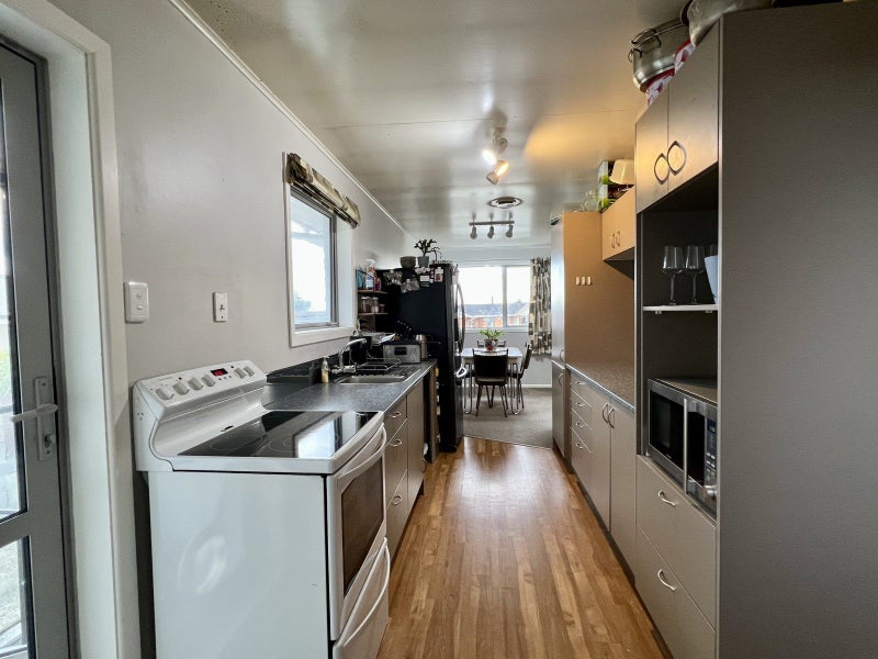 15 Milford Street, Heidelberg, Invercargill - Carousel 2