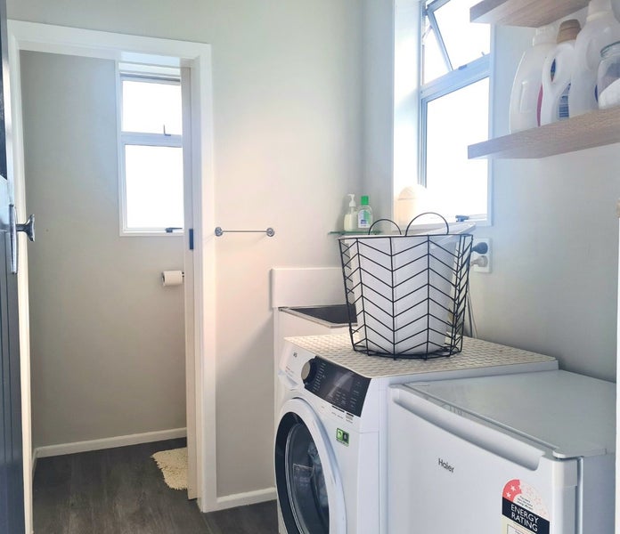 12 Edelweiss Grove, Timberlea, Upper Hutt - Carousel 13