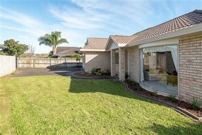 16 Nad Place, East Tamaki Heights, Auckland - Carousel 17
