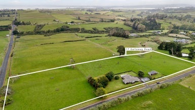 17 Galloway Road, Karaka, Papakura - Carousel 1