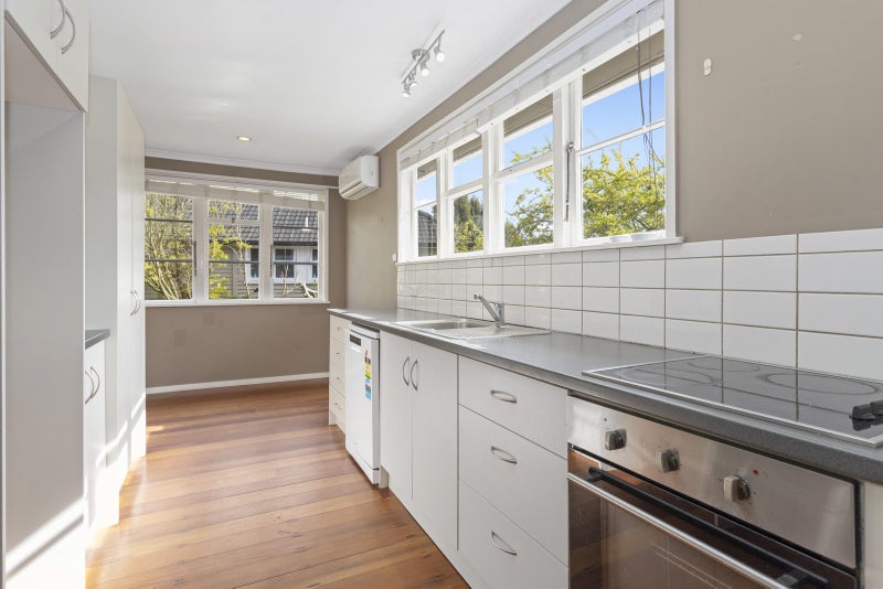 6 Paul Crescent, Fairfield, Hamilton - Carousel 2