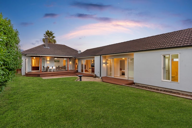 30 Bonnie Brae Road, Meadowbank, Auckland - Carousel 1