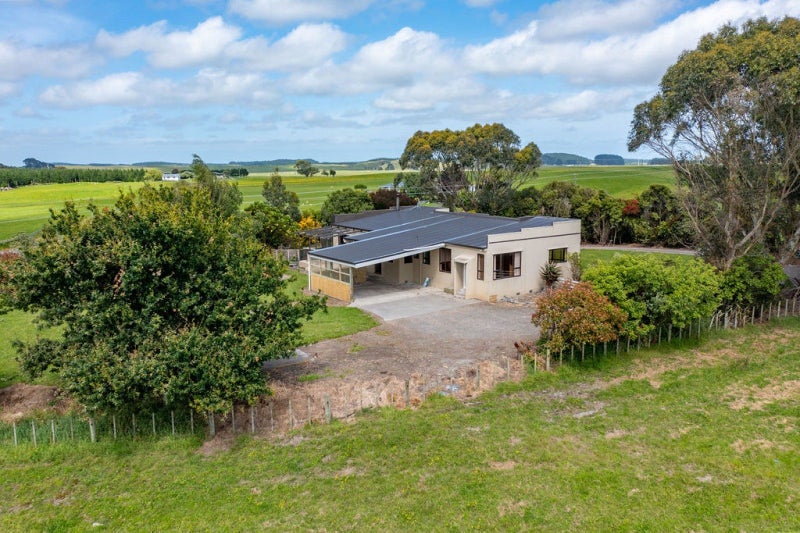 518 State Highway 3, Bulls, Bulls - Carousel 27