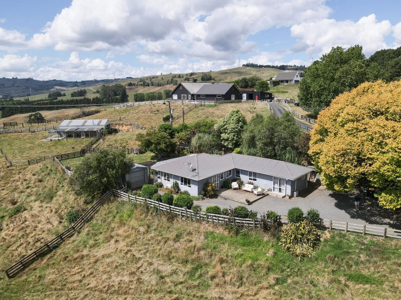 11 Dunning Road, Karapiro, Cambridge - Carousel 30