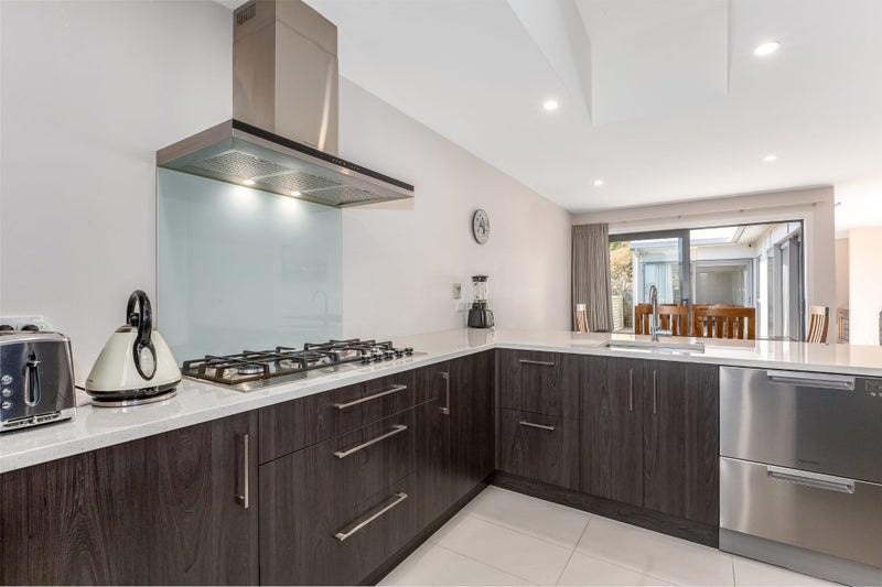 23 Red Beech Avenue, Woodridge, Wellington - Carousel 2