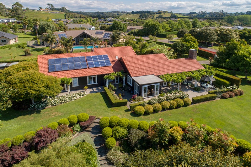 14R WAIOROI PLACE, Tauranga - Carousel 2