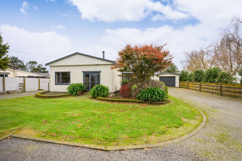 321 Newbury Line, Bunnythorpe, Palmerston North - Carousel 1