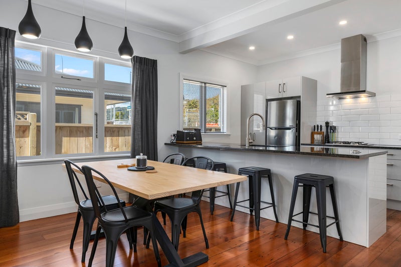 81C Ararino Street, Trentham, Upper Hutt - Carousel 1