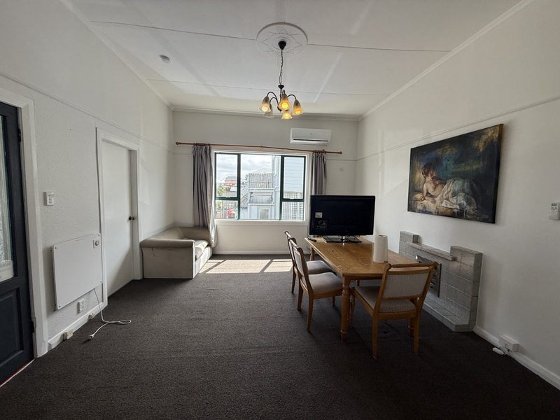 134 Brougham Street, Mount Victoria, Wellington - Carousel 2