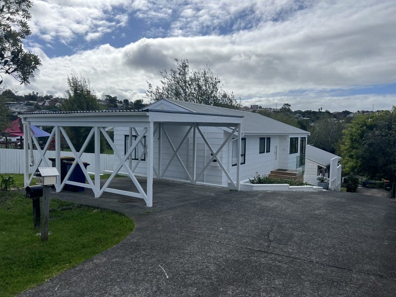 1/54 Trias Road, Totara Vale, Auckland - Carousel 1