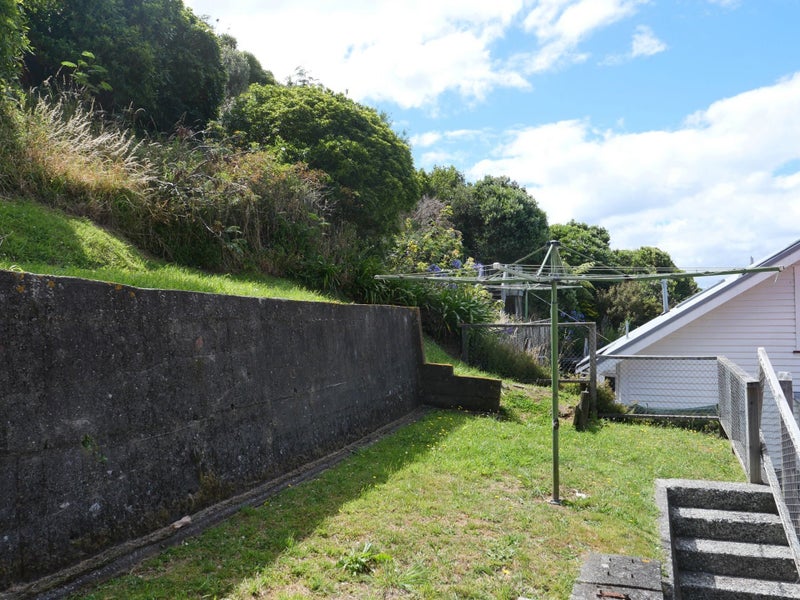 125 Barnard Street, Wadestown, Wellington - Carousel 24