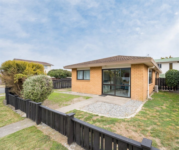 2 Hereford Street, Stoke, Nelson - Carousel 2