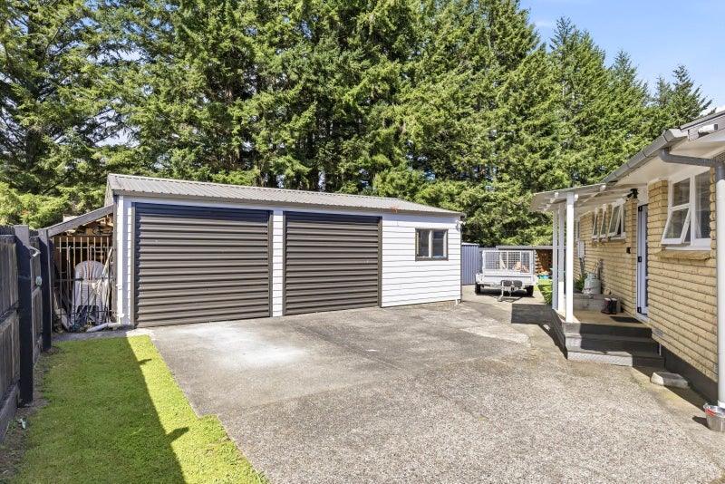 11 Paekitawhiti Street, Turangi - Carousel 12
