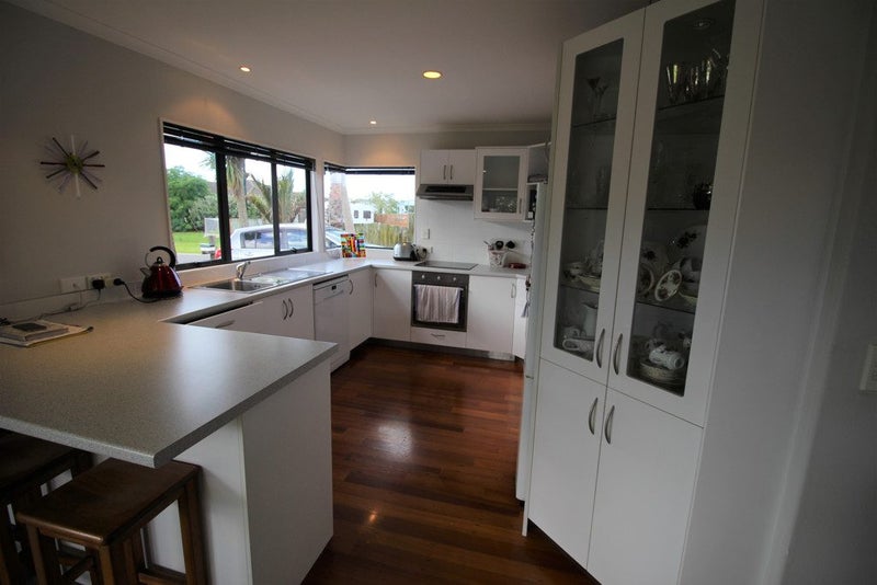 26 Evansbel Place, Papamoa Beach, Papamoa - Carousel 2