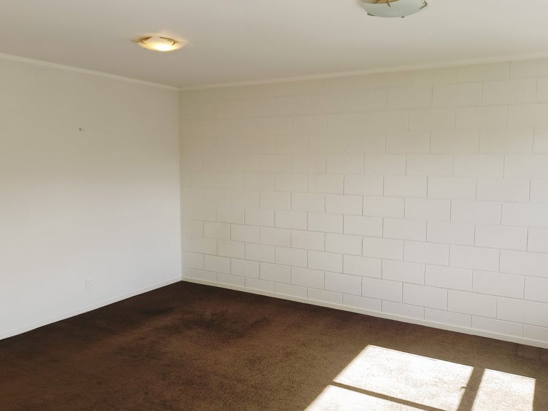 1 Park Avenue, Birkenhead, Auckland - Carousel 6