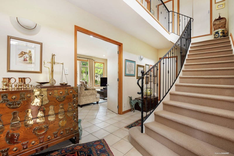 4 Fairfield Lane, East Tamaki Heights, Auckland - Carousel 2