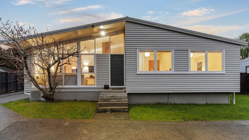 159B Beach Haven Road, Beach Haven, Auckland - Carousel 1