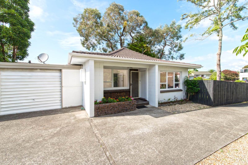 1/56 Butterworth Drive, Glendene, Auckland - Carousel 1