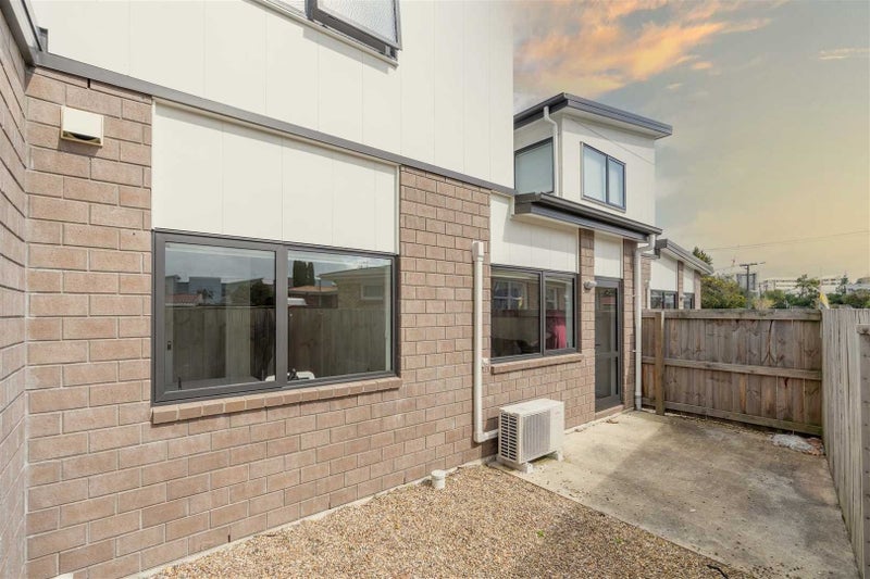 7/62 Carrington Avenue, Silverdale, Hamilton - Carousel 17