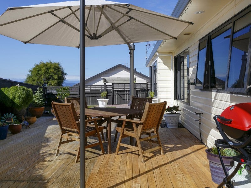 16B The Grove, Nukuhau, Taupo - Carousel 1