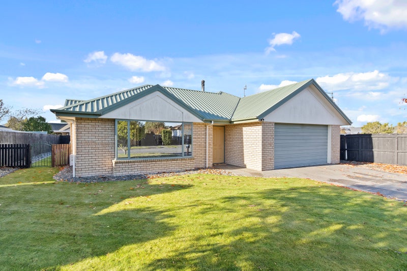 105 Inwoods Close, Parklands, Christchurch - Carousel 1