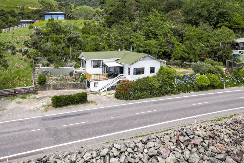 126 Thames Coast Sh25 Road, WHAKATETE BAY, THAMES - Carousel 1
