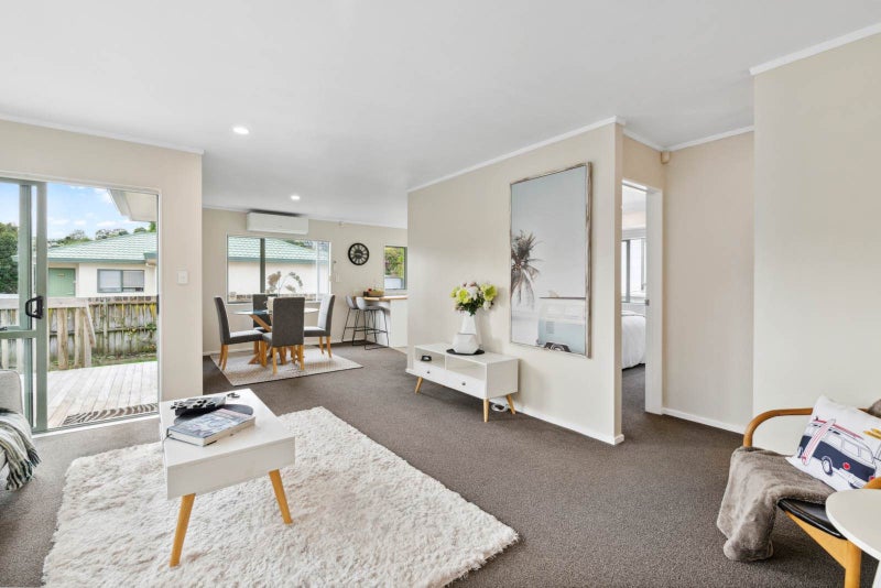 110A Brightside Road, Stanmore Bay, Whangaparaoa - Carousel 1