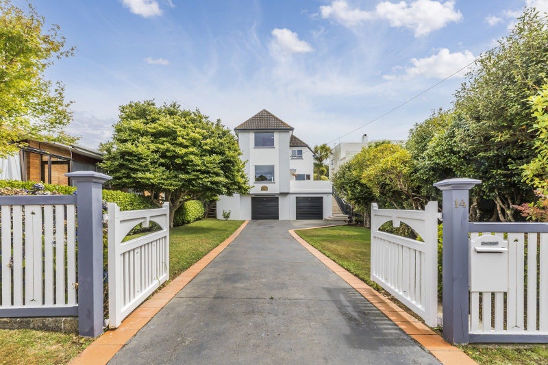 14 Monaghan Avenue, Karori, Wellington - Carousel 2