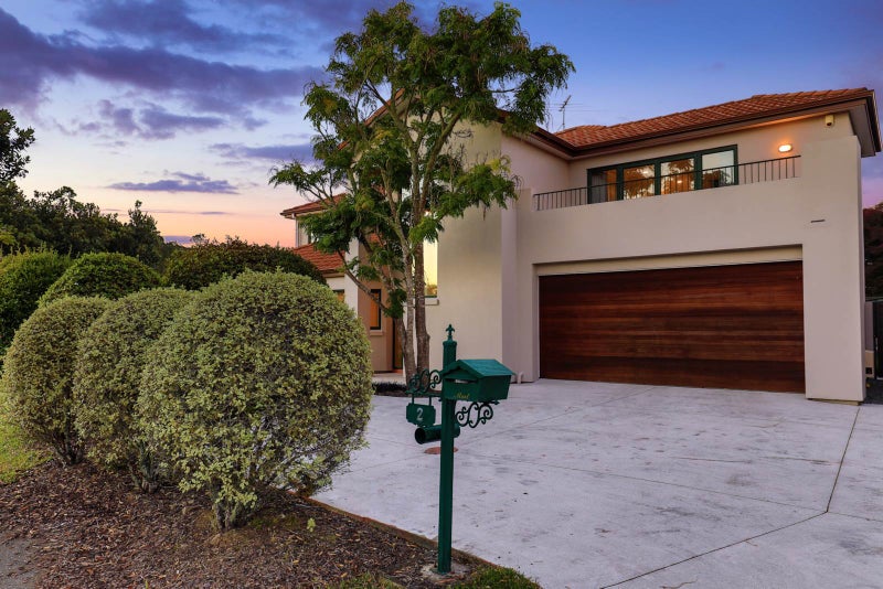 2 William Gamble Drive, Greenhithe, Auckland - Carousel 2