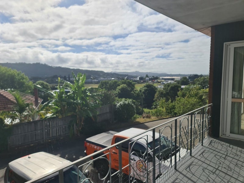 2/266 Western Hills Drive, Avenues, Whangarei - Carousel 1