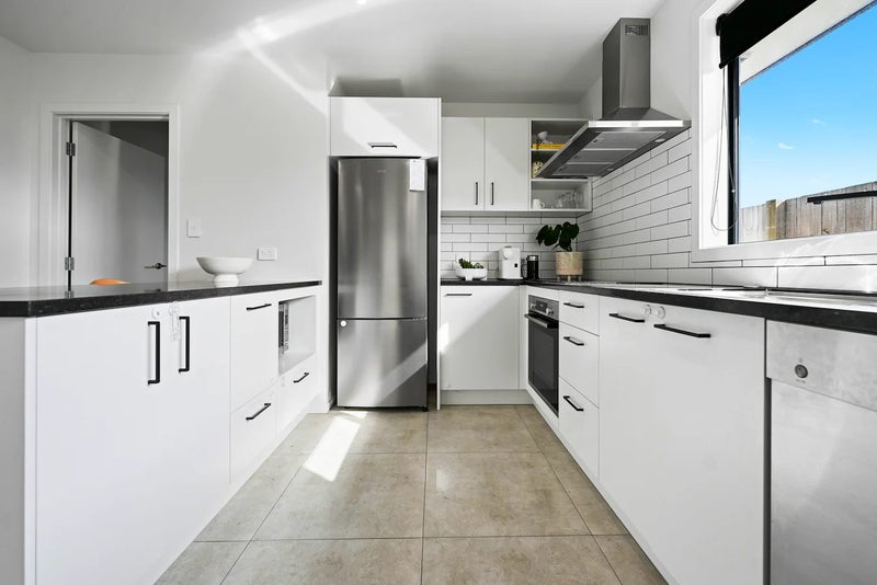 2/16 Maanihi Drive, Rototuna North, Hamilton - Carousel 2