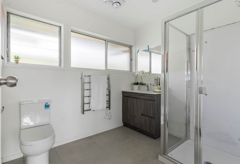 832 East Coast Road, Oteha, Auckland - Carousel 14