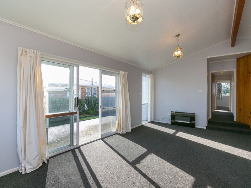 10 Short Street, Waitara, Waitara - Carousel 2