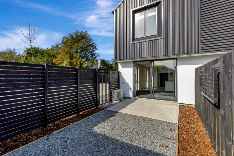 7/9 Grove Road, Addington, Christchurch - Carousel 9