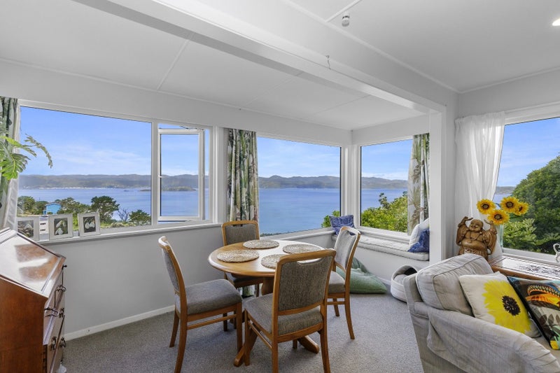 7 Ravi Street, Khandallah, Wellington - Carousel 1