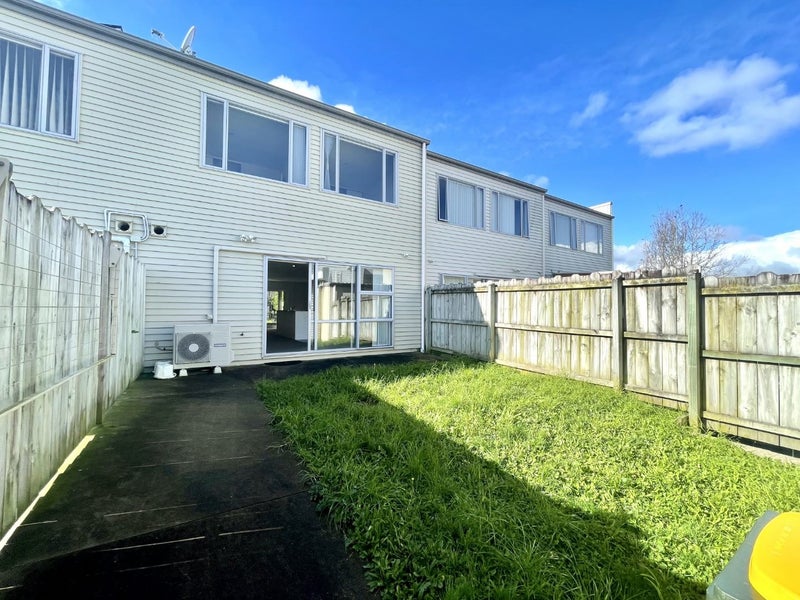 60 Kuaka Drive, Takanini, Auckland - Carousel 17