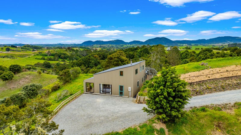 112 Tawa Avenue, Kaiwaka - Carousel 2