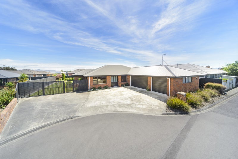18 Liberty Grove, Kelvin Grove, Palmerston North - Carousel 20