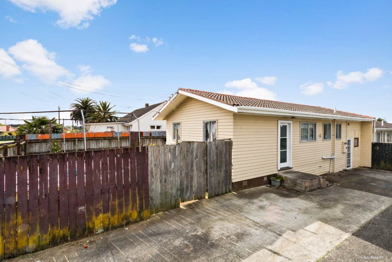 1/16 Sandra Avenue, Ōtara, Auckland - Carousel 8