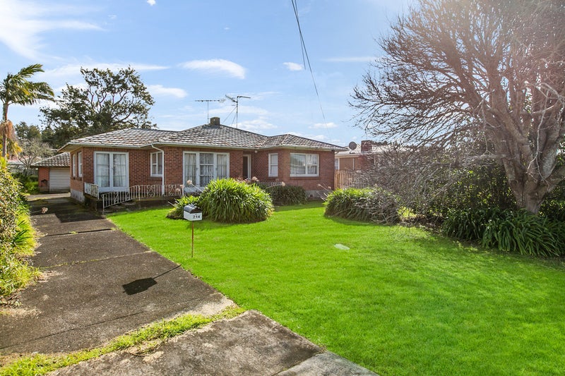 214 Lake Road, Northcote, Auckland - Carousel 2